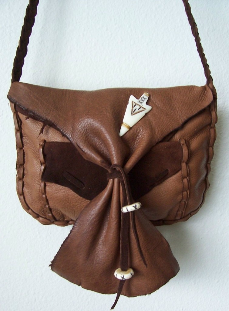 Handmade Leather Bags, Purses and Medicine Sacks | Handmade Jewlery, Bags, Clothing, Art, Crafts ...